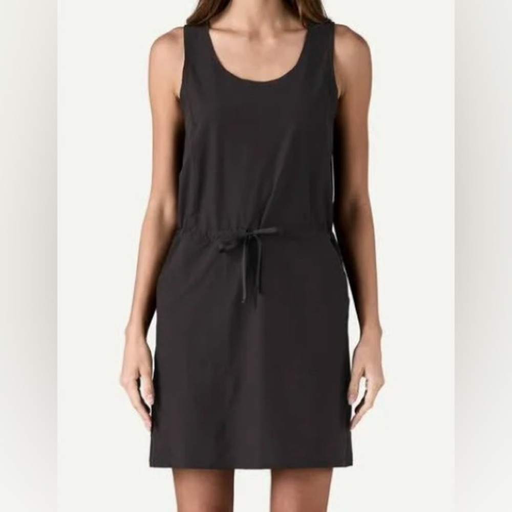 Patagonia Black Sleeveless Drawstring Dress w/ Pockets